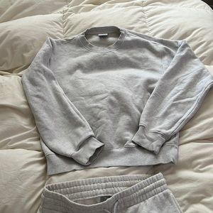sweat set from aritzia small pants and sweatshirt